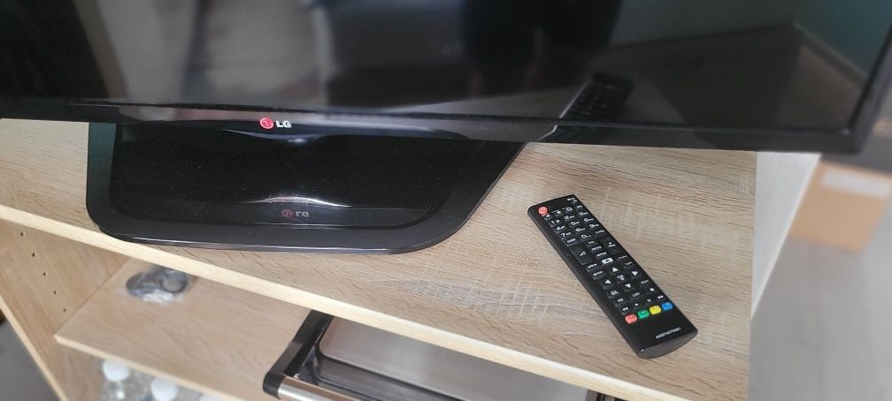 Telewizor 32"  LG