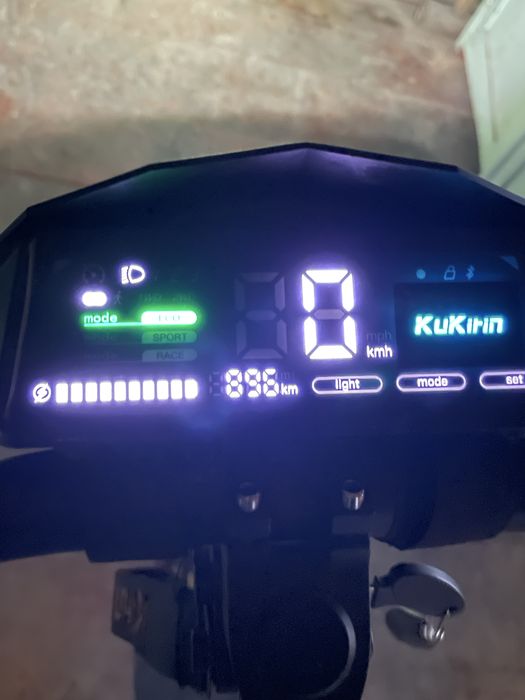 Kugoо g4 в ідеальному стані