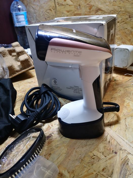 Parownica do ubrań Rowenta