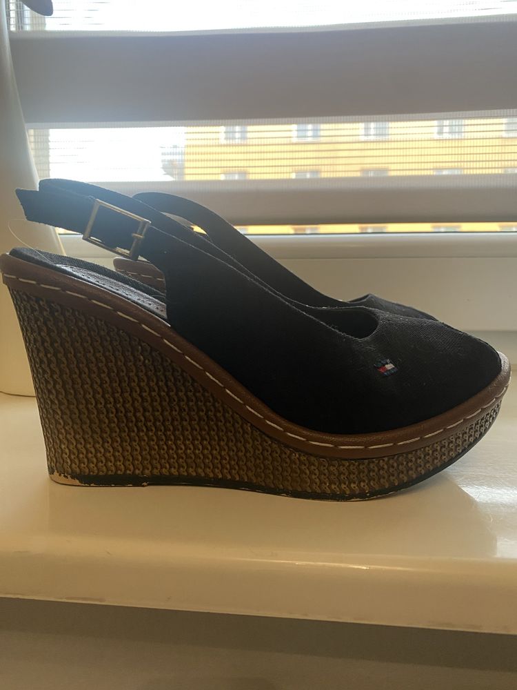 Sandały Tommy Hilfiger r 36