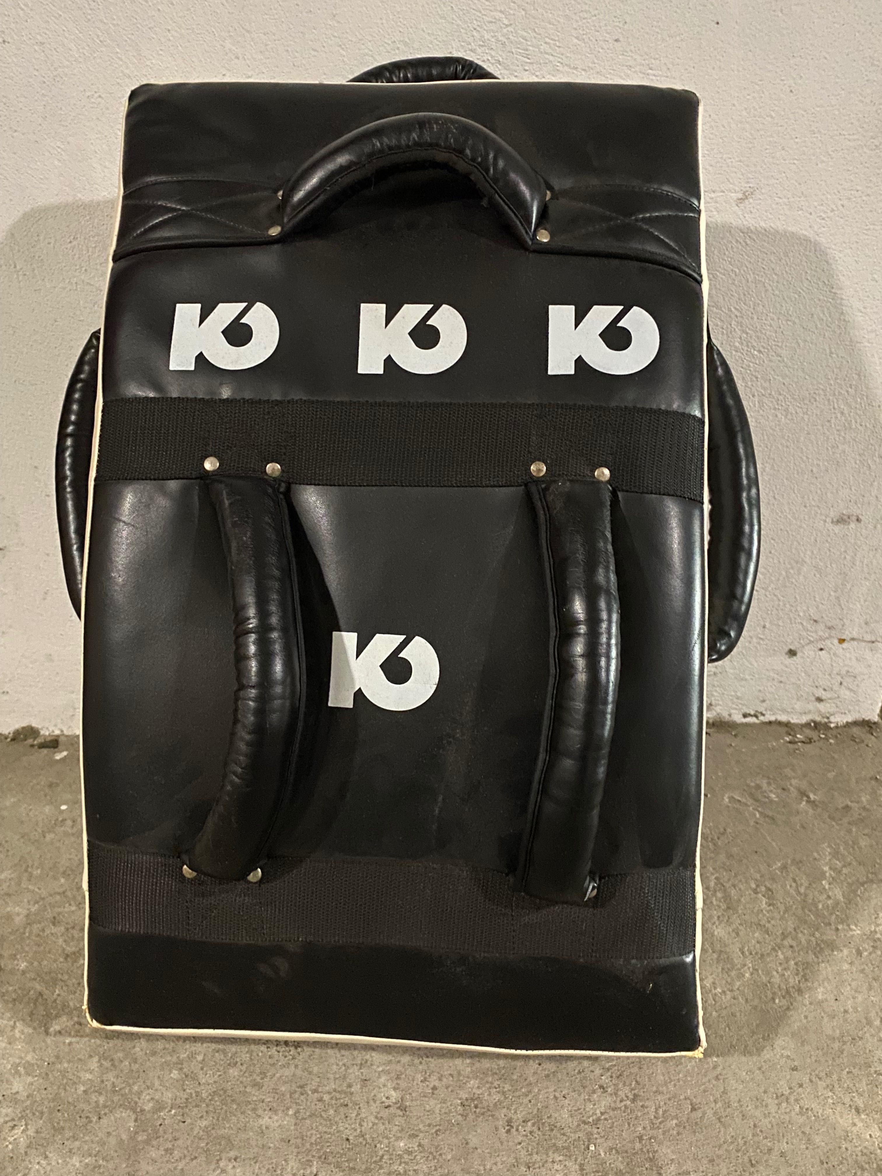 Escudo de boxe curvo KOHLER