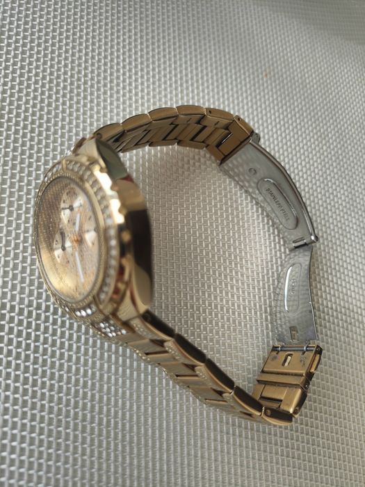 Женские часы Guess оригинал б/у