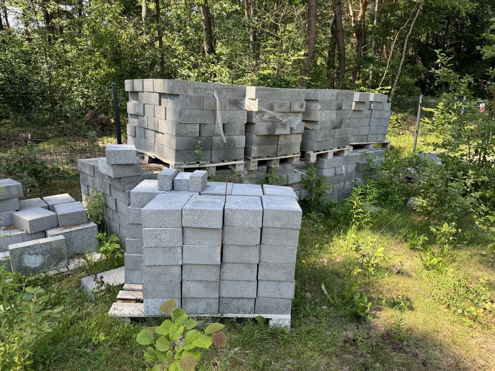 Pustak fundamentowy betonit
