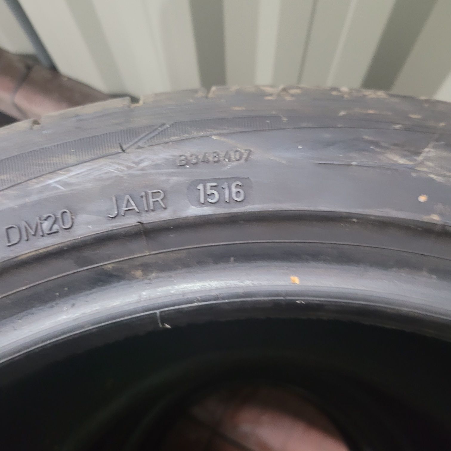 Резина літня Dunlop 275/40 r18