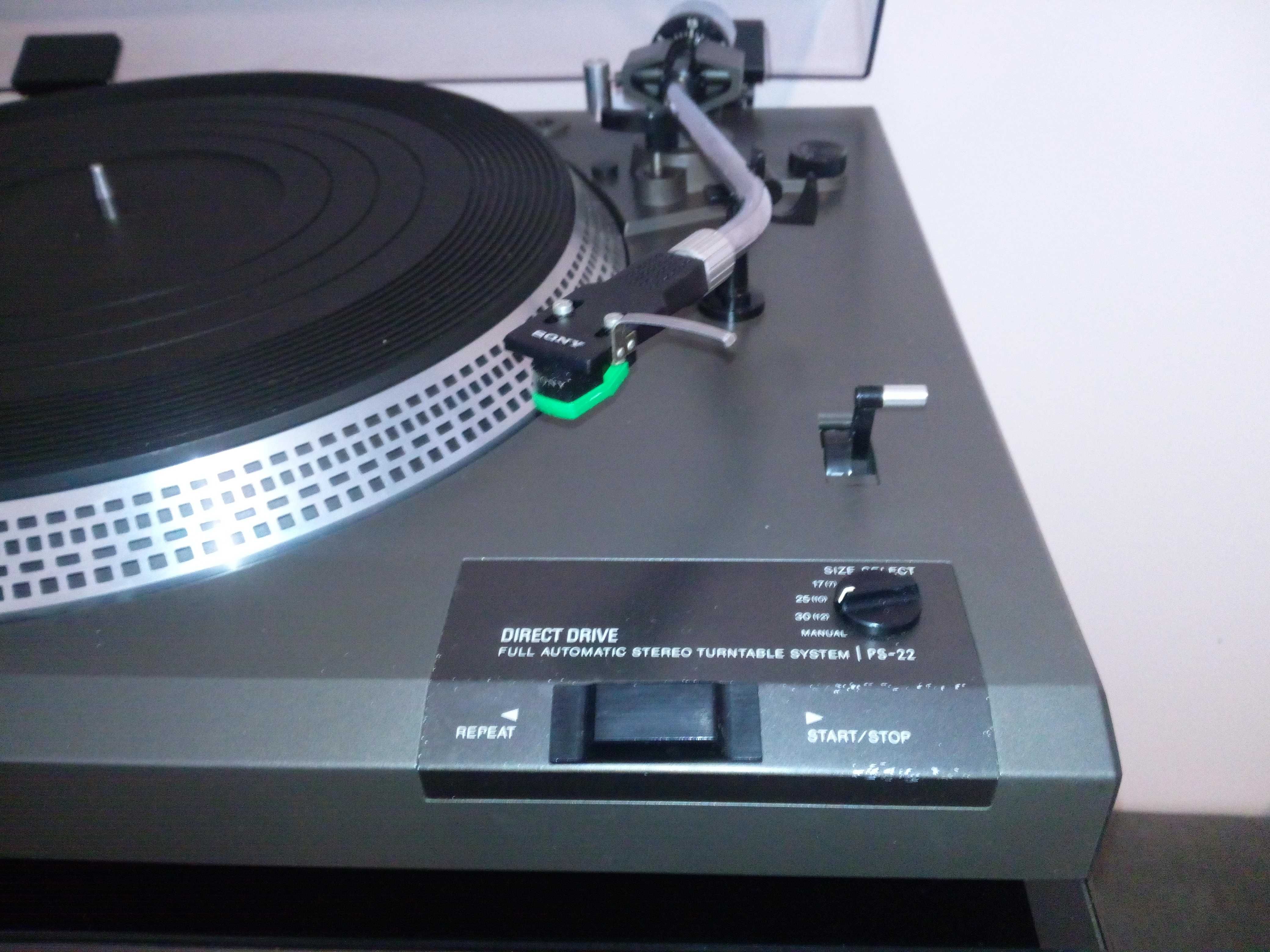 Gramofon Sony PS-22