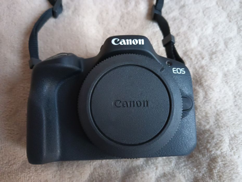 Canon EOS R50 – korpus w niemal idealnym stanie!