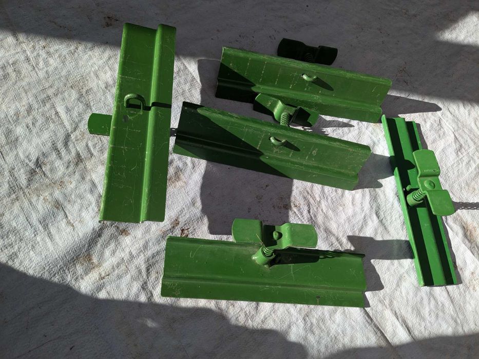 АН170742 кришка підбарабання