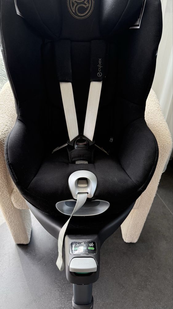 Cybex sirona Z+ z obrotowa baza