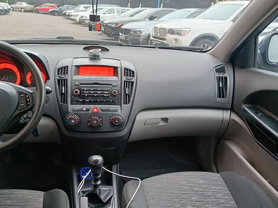 Kia Ceed 1.6 бензин