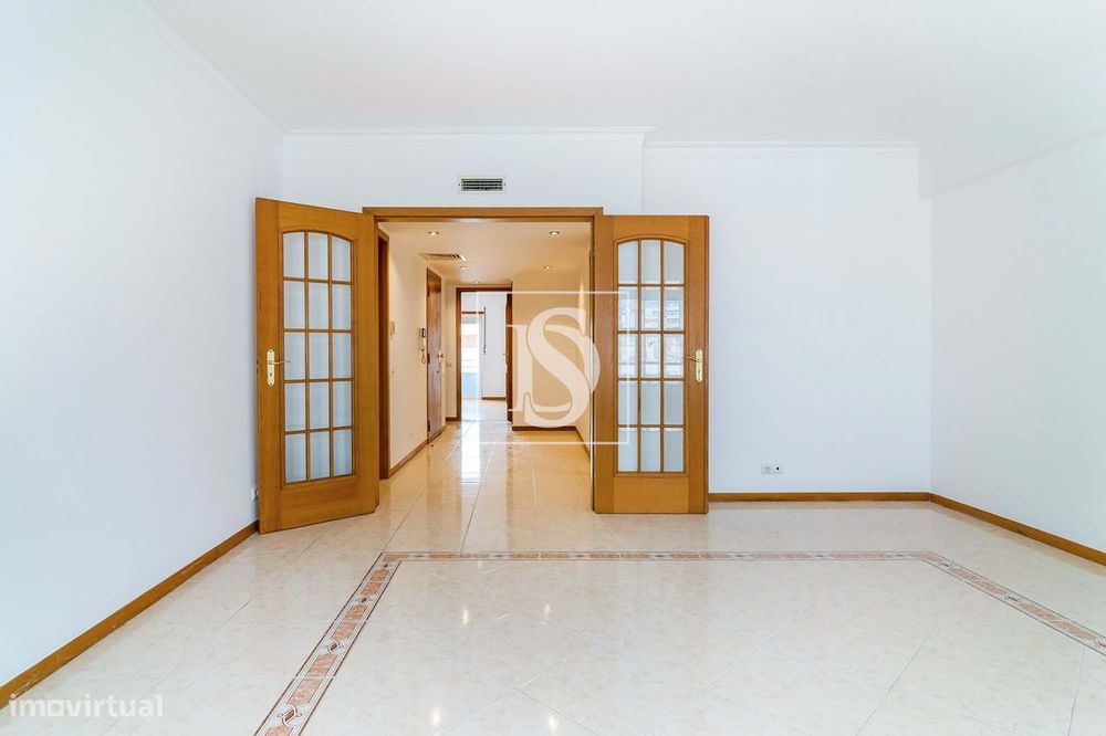 T3 Pronto a Habitar com Elevador e Garagem