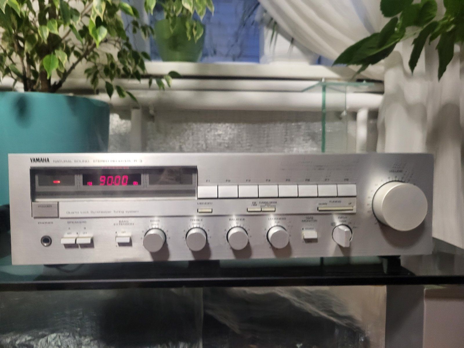 Продам ресивер Yamaha R-3