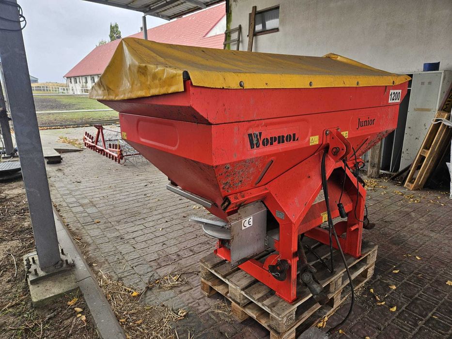 Rozsiewacz nawozu Woprol Junior 1200