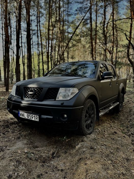 Продаю Nissan NAVARA 2.5 D40