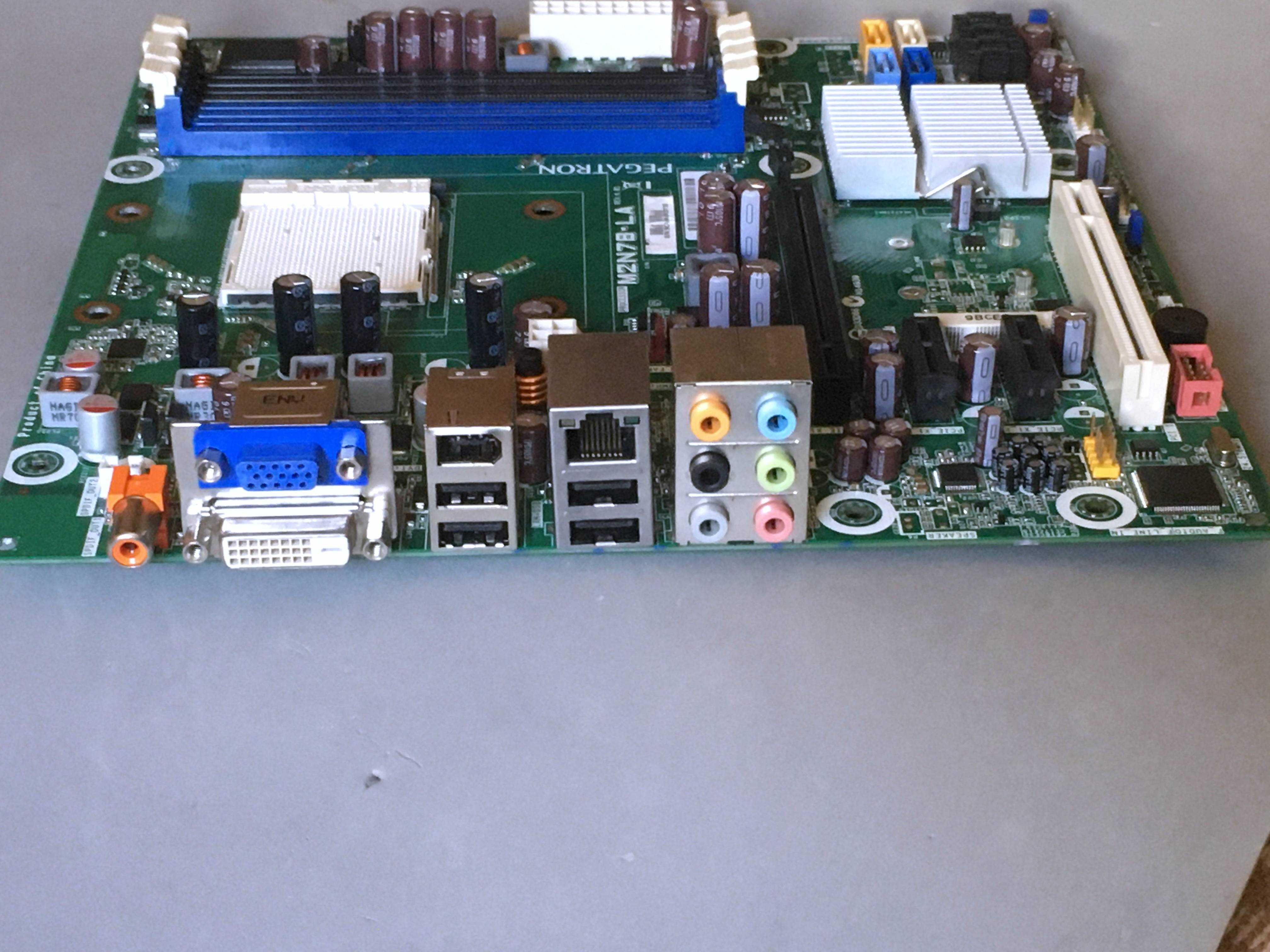 Motherboard HP M2N78-LA r6.01 (Violet6) AM3+ DDR3 (Avariada)