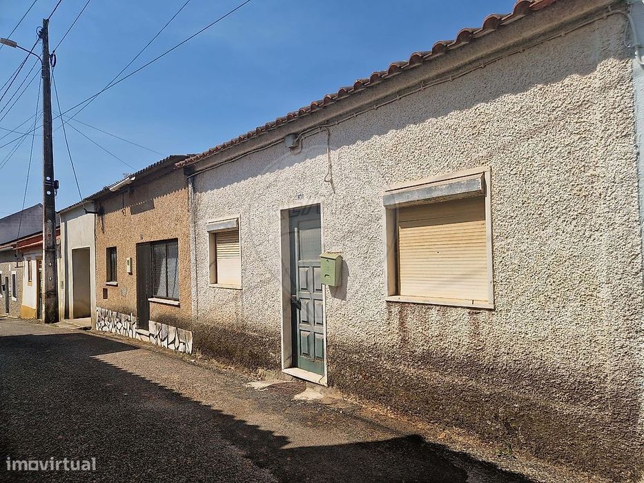 Moradia T2 para venda