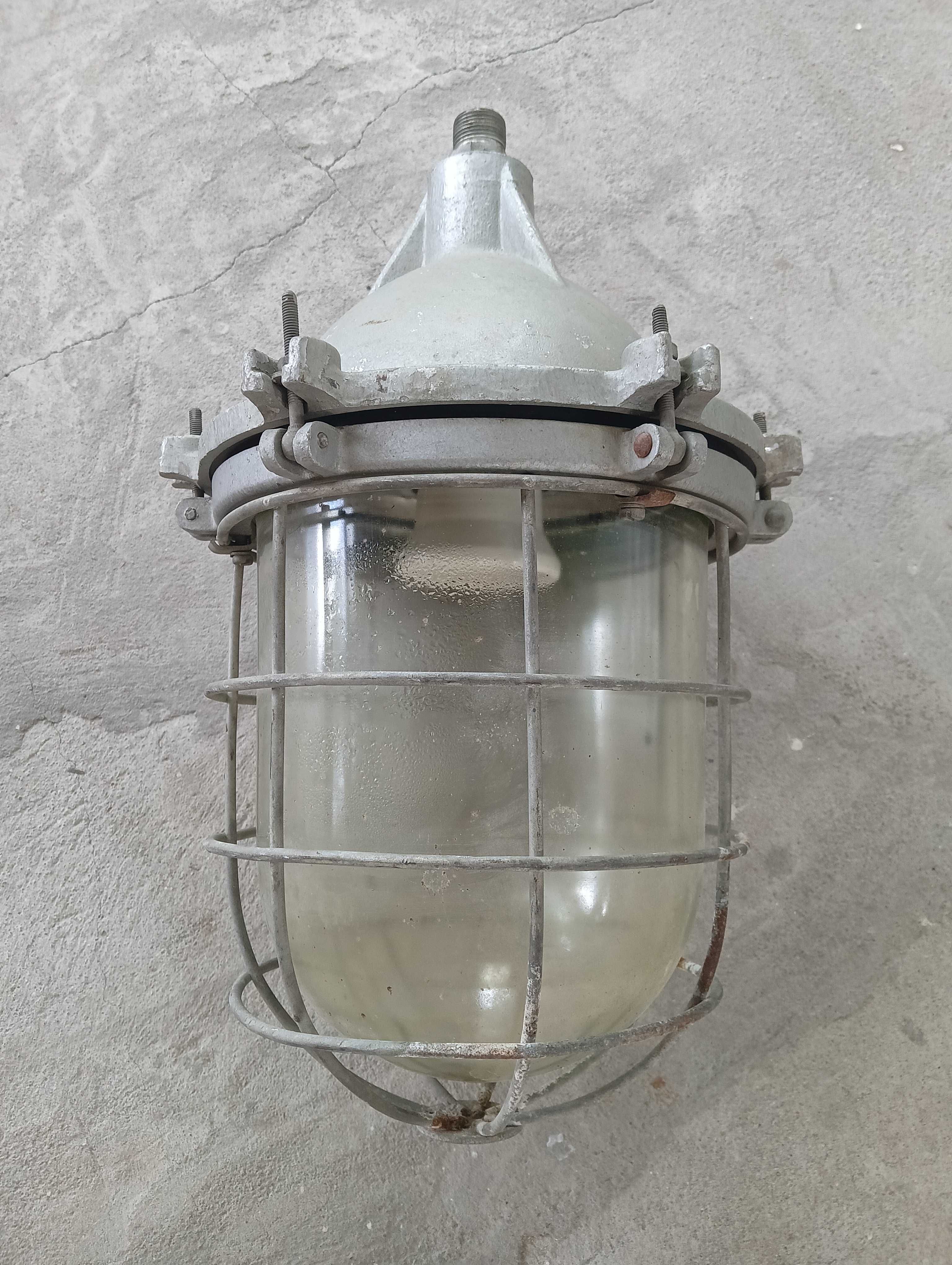Светильник фонарь повышенной надежности против взрыва Н4А-ДРЛ-250