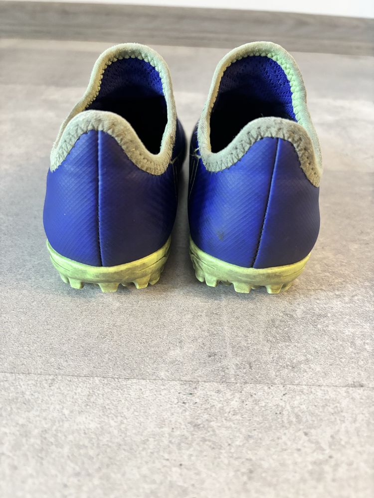 Buty do pilki noznej  Puma Turf