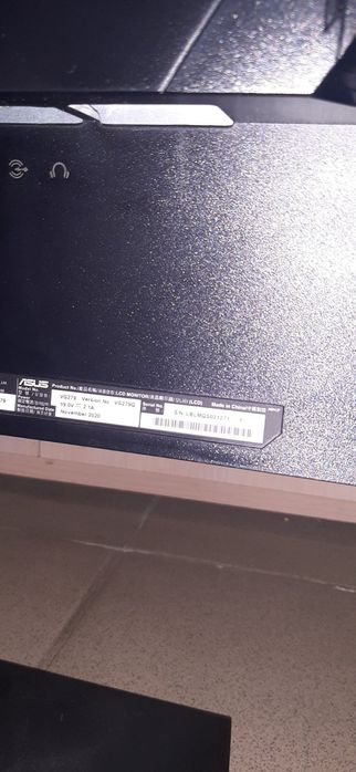 Монітор Asus VG279