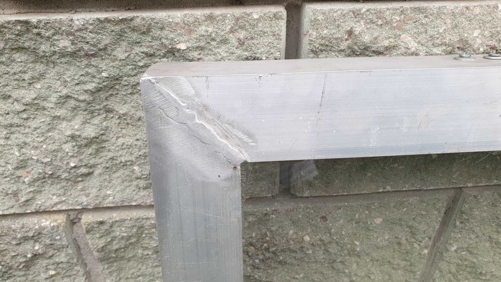 rama aluminowa 112cm x 112cm x 6cm ze szkłem solarnym 3mm