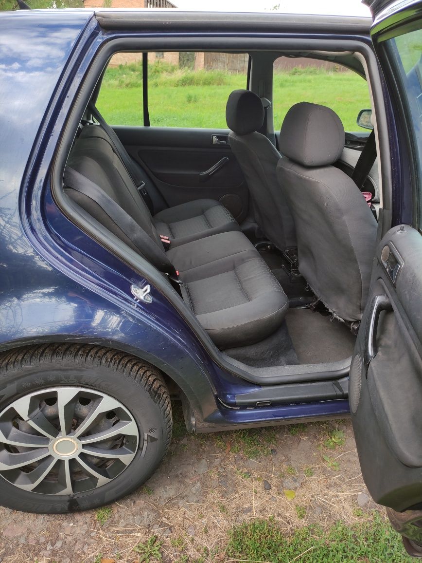 Volkswagen golf 4
