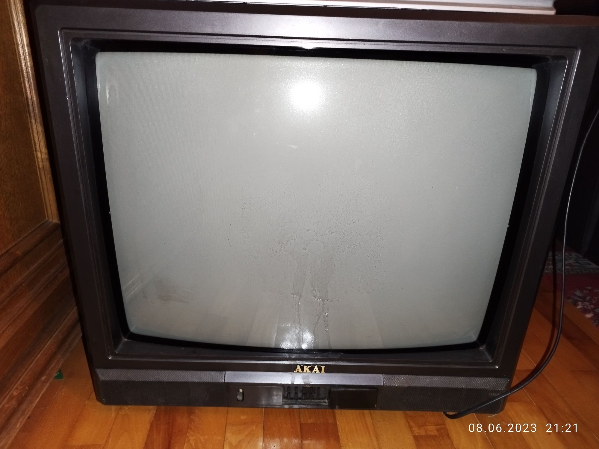 Телевізор від AKAI