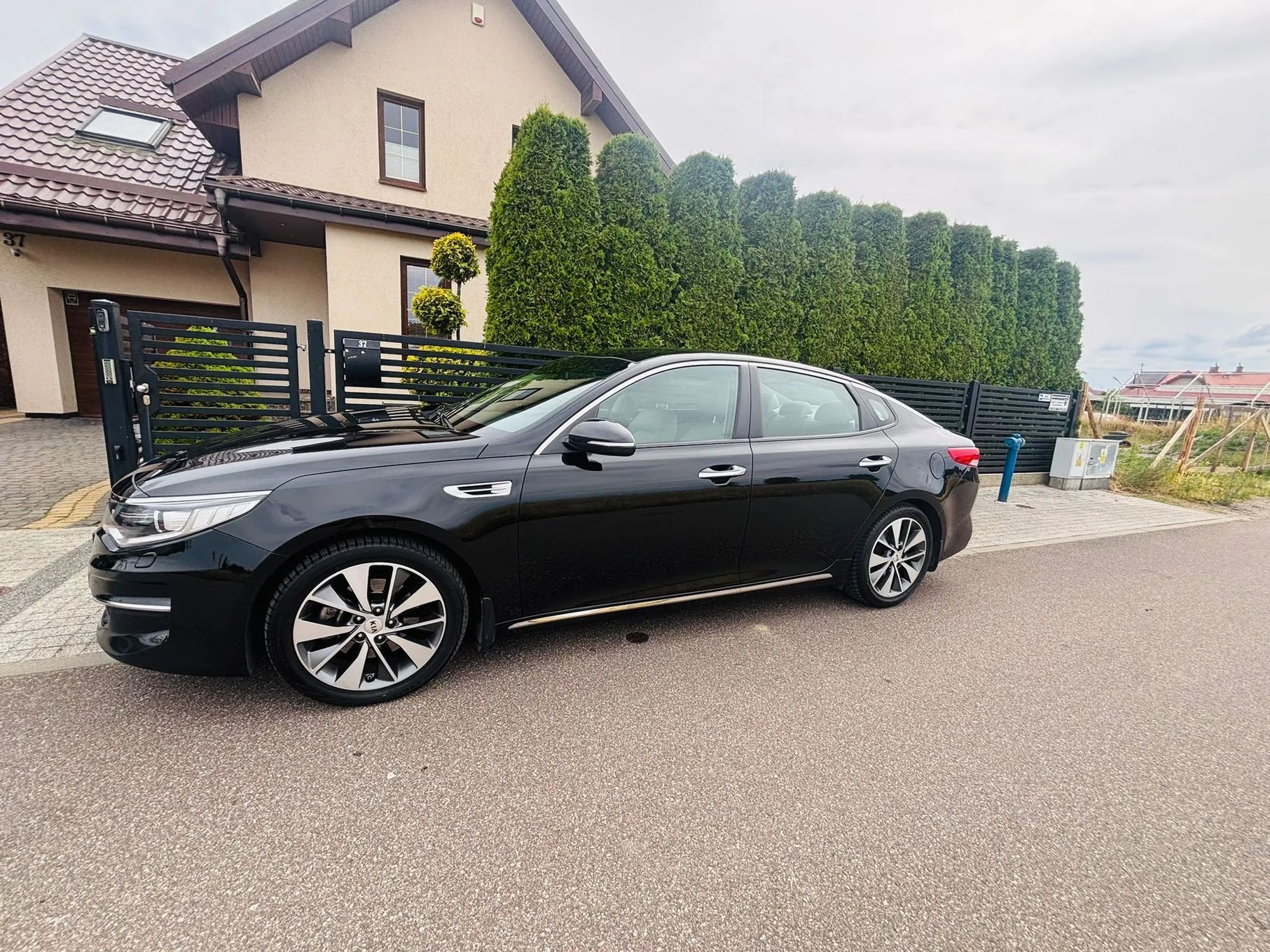 Kia Optima Kia Optima XL najbogatsza wersja 2,0 benzyna, pierwszy właściciel