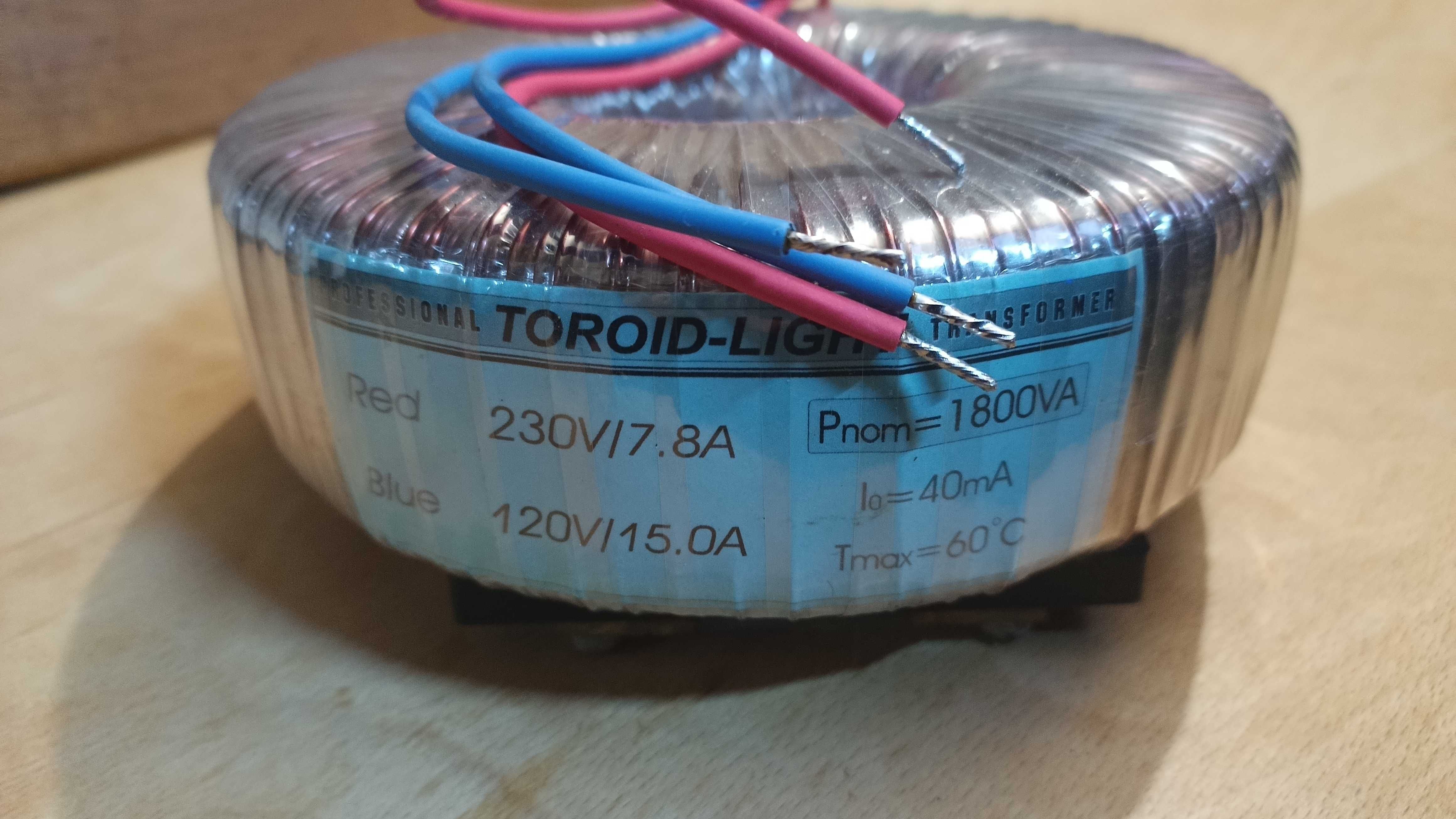 Повышающий-понижающий трансформатор для EcoFlow   120-230-120в 1800вт.