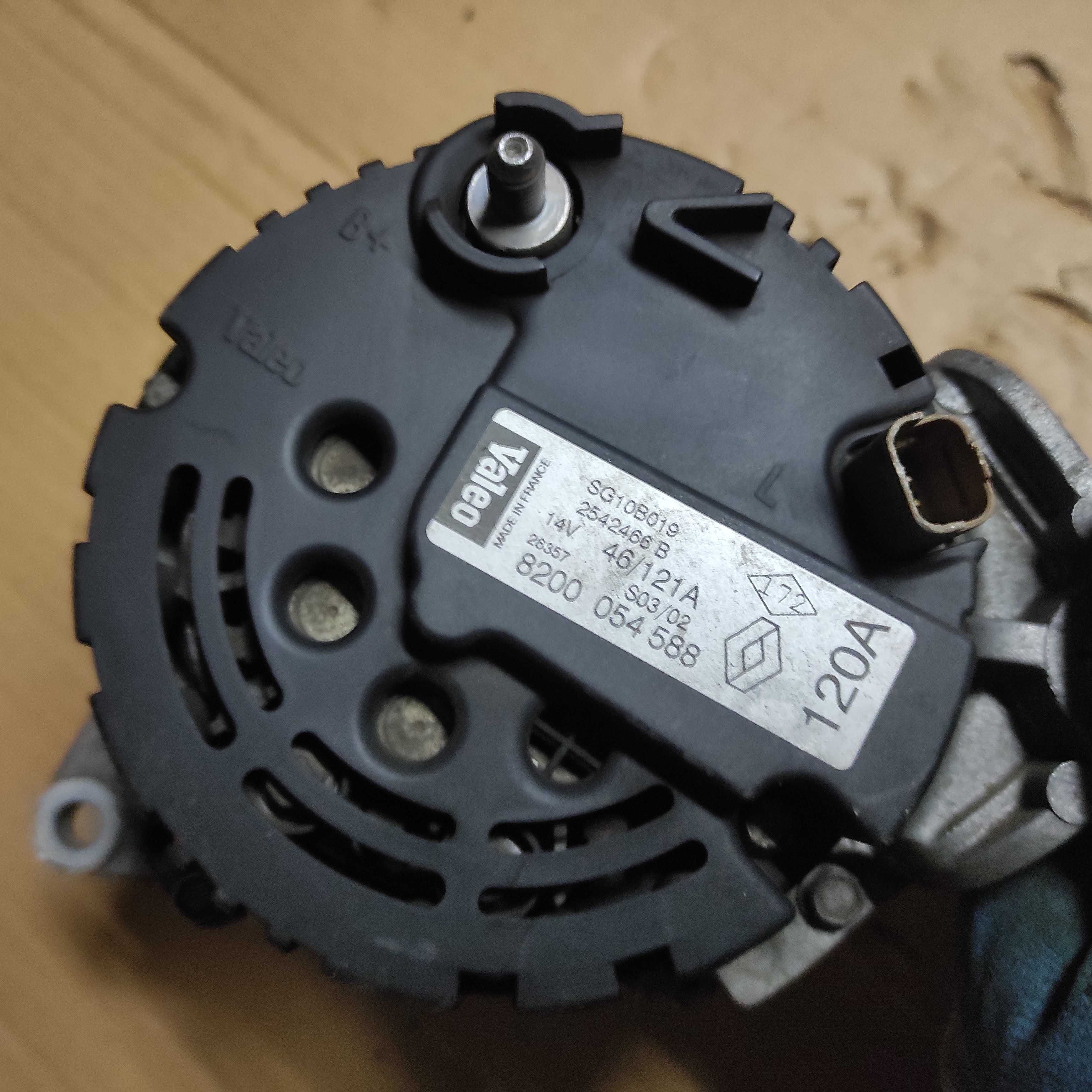 Alternator Renault Megane I Lift 1,9 DCI 120 A 82,000,545,88