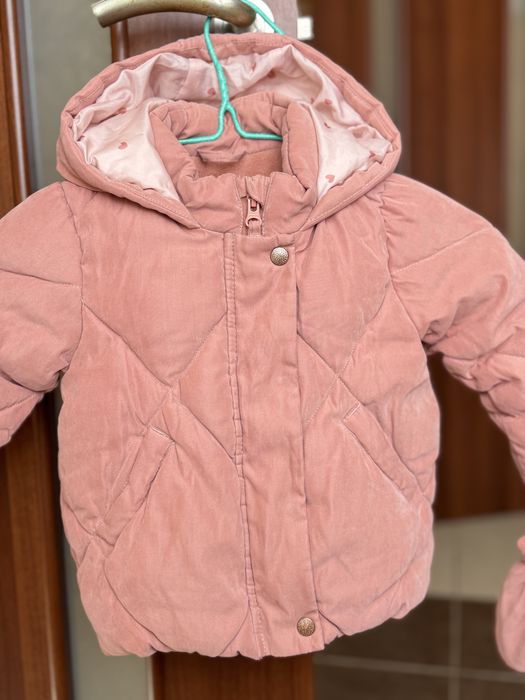 Демісезона куртка George з рукавичками