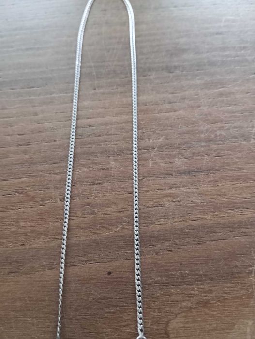 Colar em ouro e prata devidamente contrastado