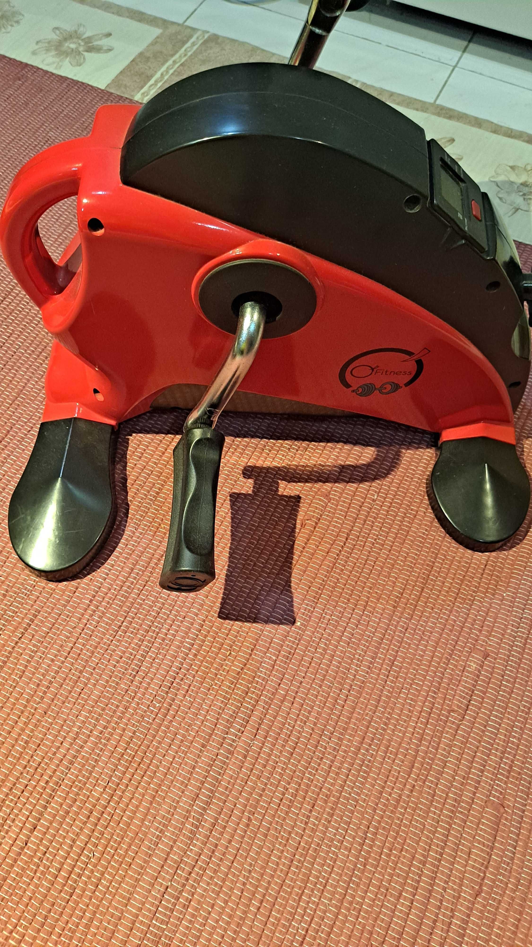 Pedaleira com visor LCD. Ótimo estado.