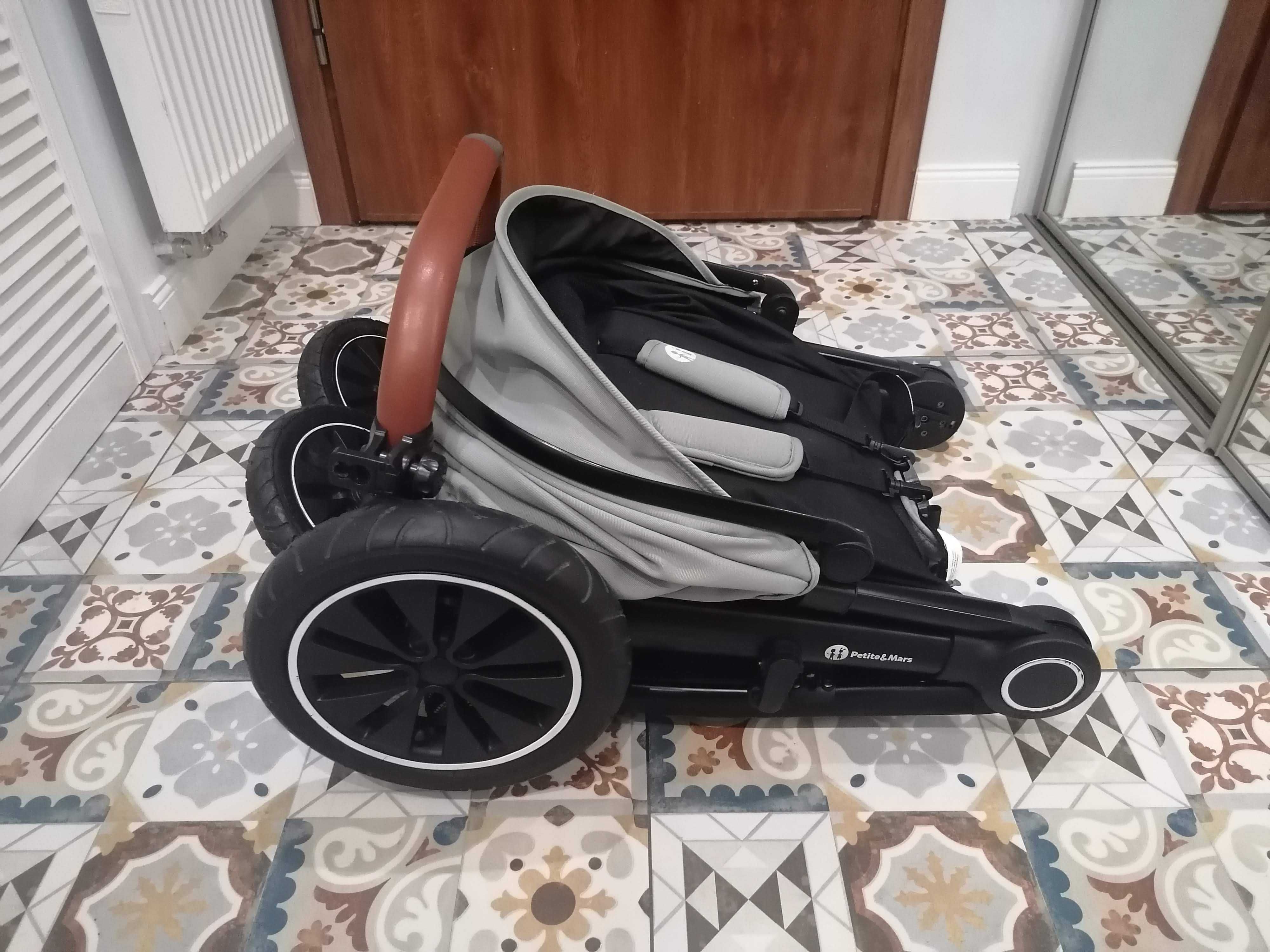 Wózek spacerowy petite&mars street plus air