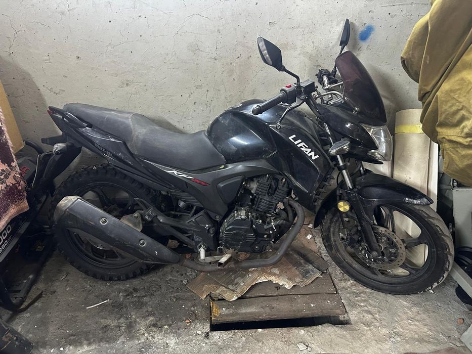 Мотоцикл Lifan KP200