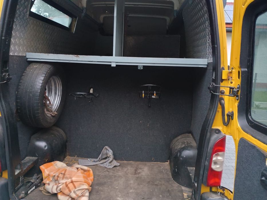 Renault Master Koniowóz