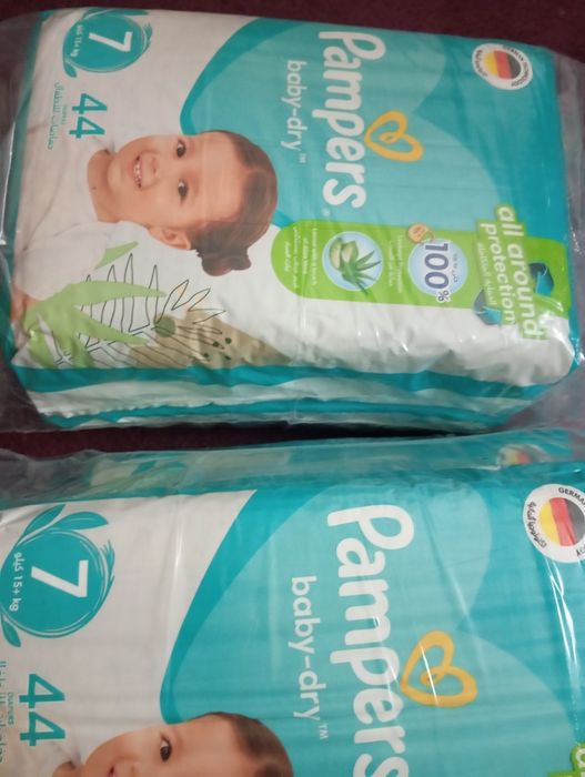 Pieluszki Pampers rozmiar 7 176 sztuk