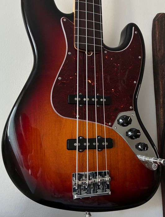 2015 Fender American Standard Fretless Jazz Bass