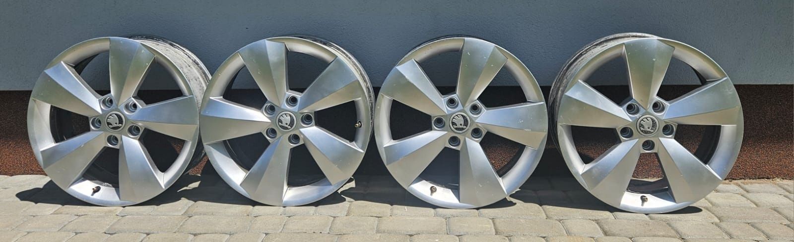 Диски r17 5*112 Skoda Oktavia A7