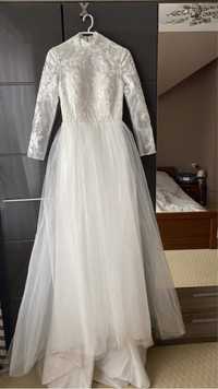 Suknia ślubna biała cekiny koraliki z rękawami
