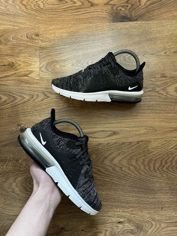 Кроссовки Nike Air Max Sequent 3