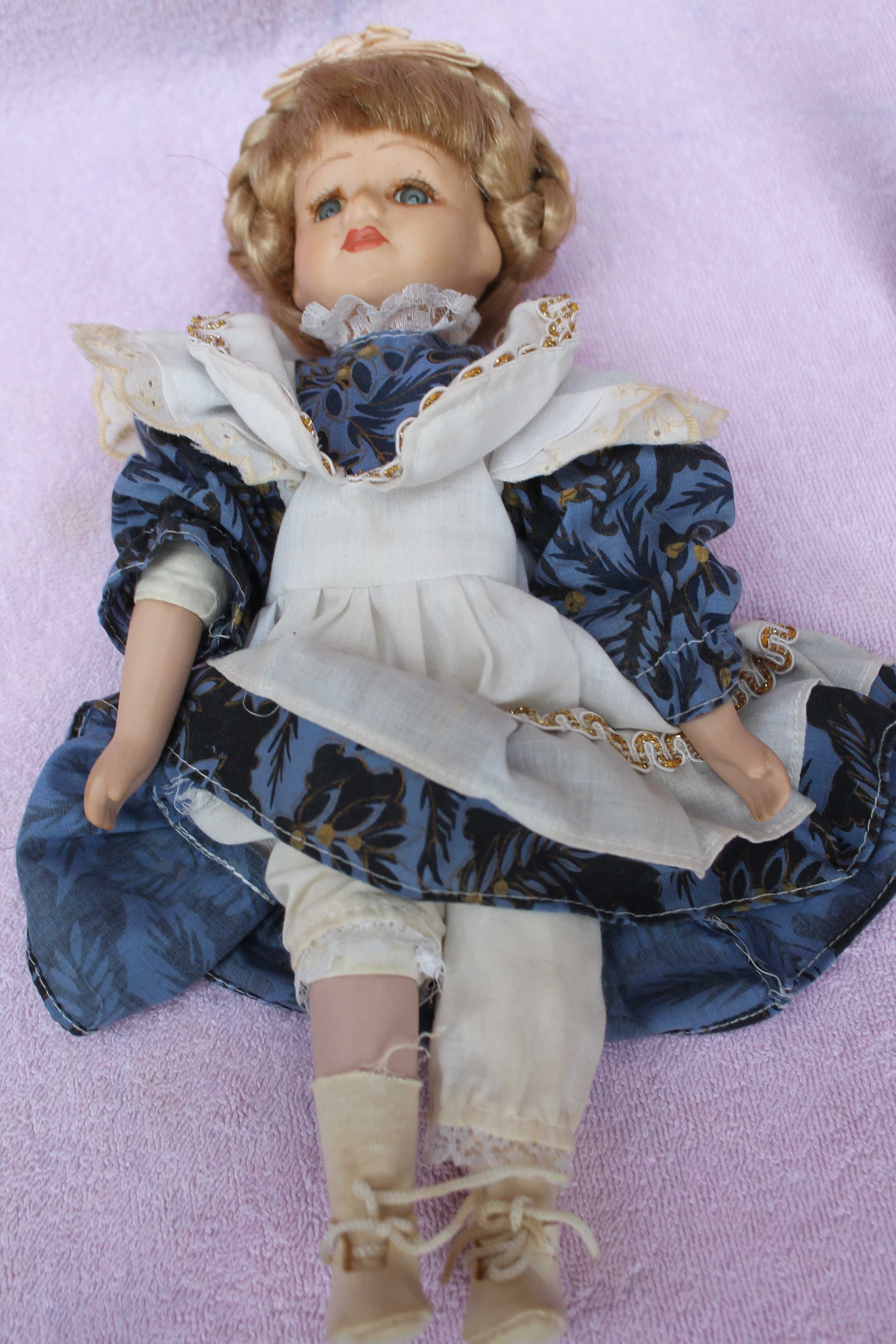 Кукла, керамика 31 см, Голландия.