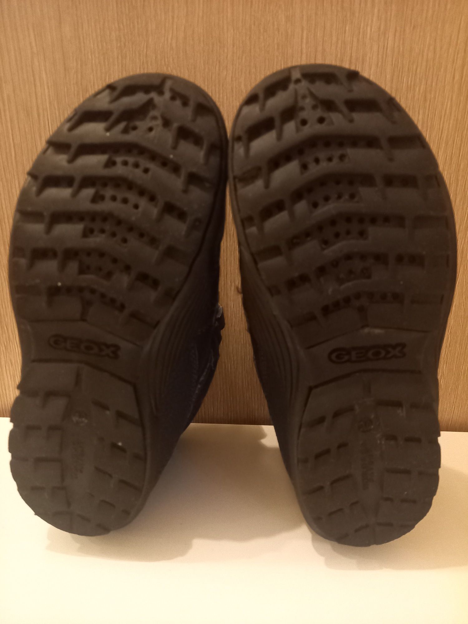 Buty zimowe Geox Respira rozm. 30 jak nowe