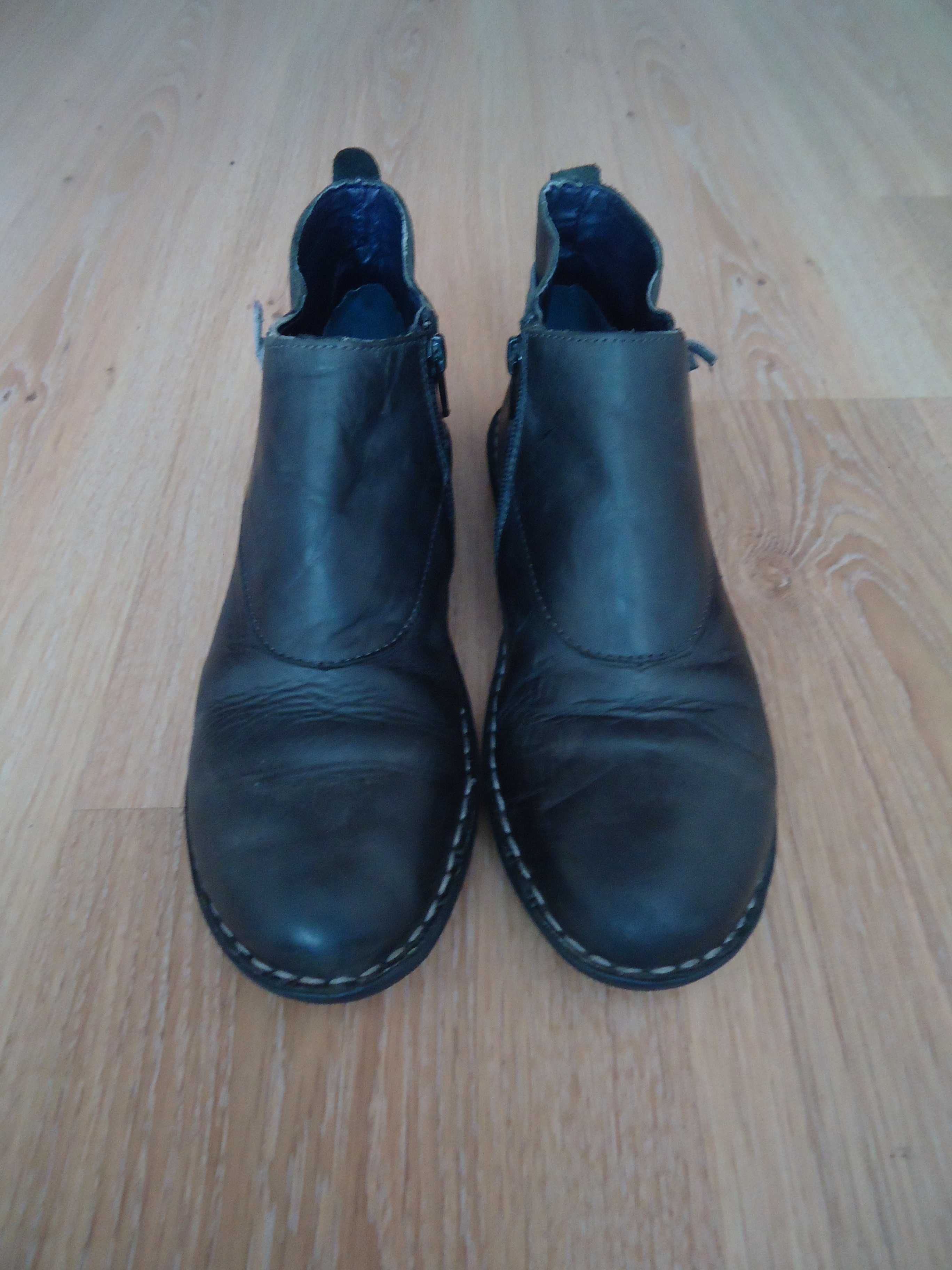 Женские фирменные кожаные ботинки, туфли р. 39, по стельке 25,5 см.
