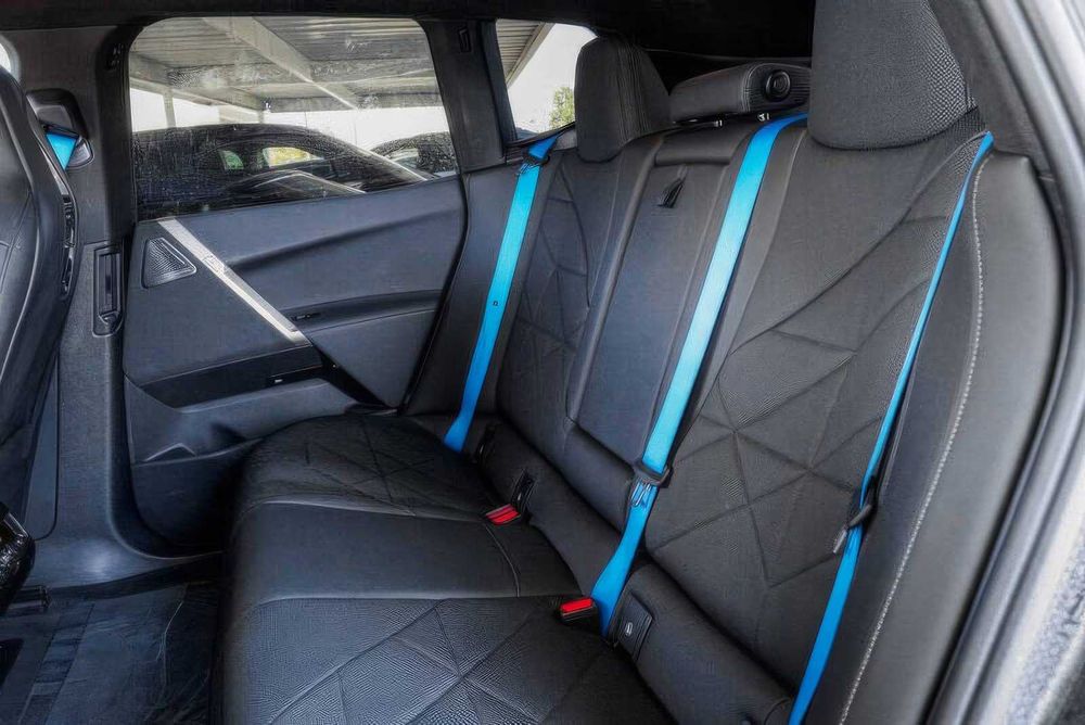 BMW iX M60      2023