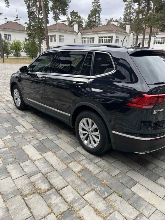 Продам Volkswagen Tiguan