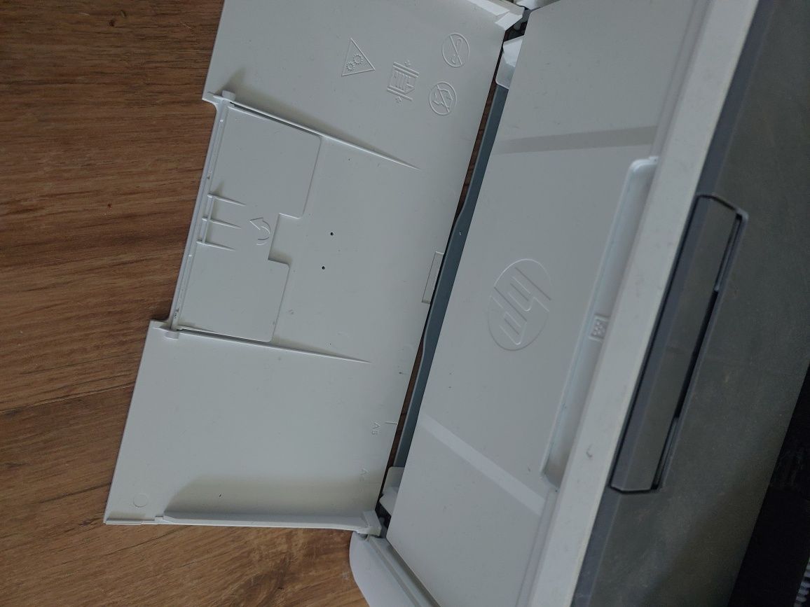 Drukarką laserowa hp laser jet m110 we jak nowa