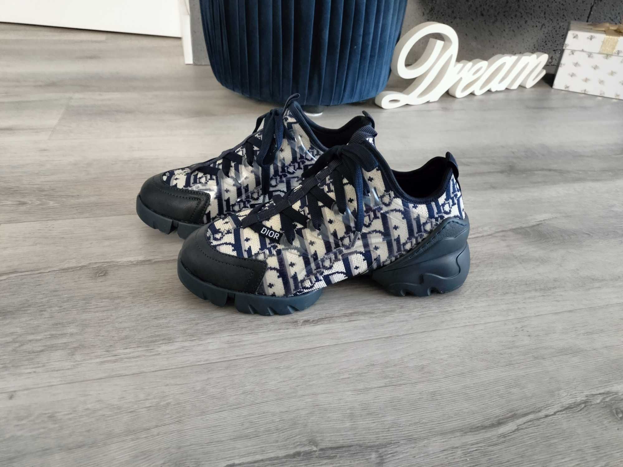 Adidasy logowane rozmiar 38nowe