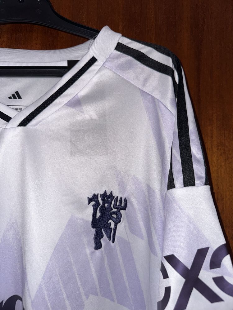 Camisola Manchester United 2025/26