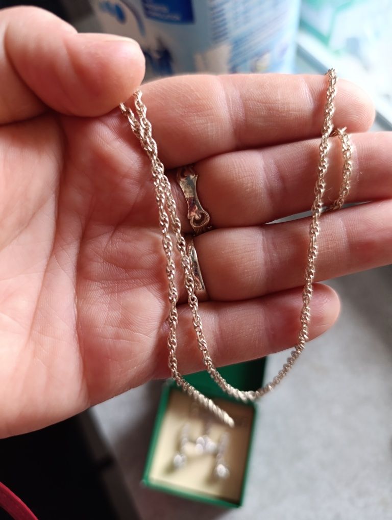 Продам серебро 925, серьги, кольца, крестик, цепочка