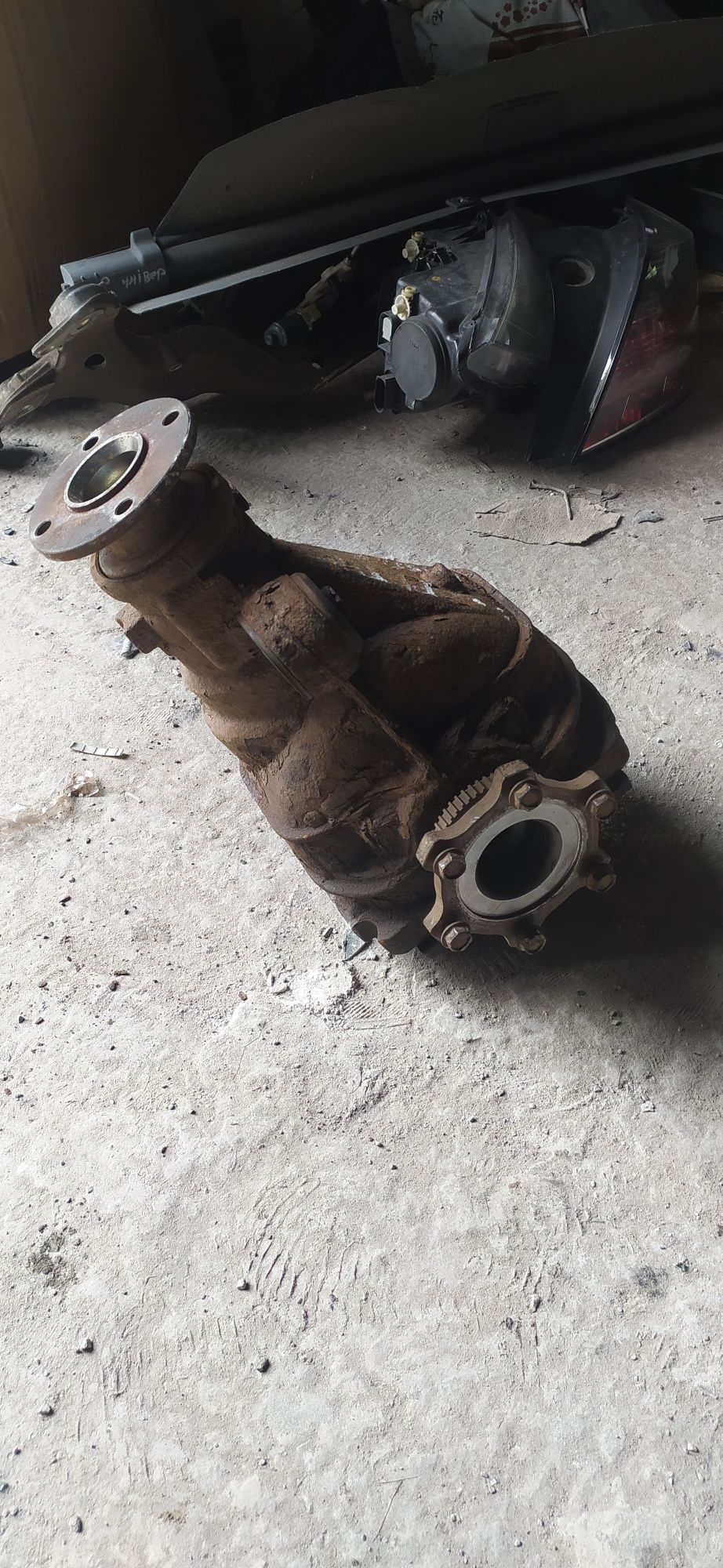 Редуктор задний NISSAN PATHFINDER R51 2005-2014 38311-EB300