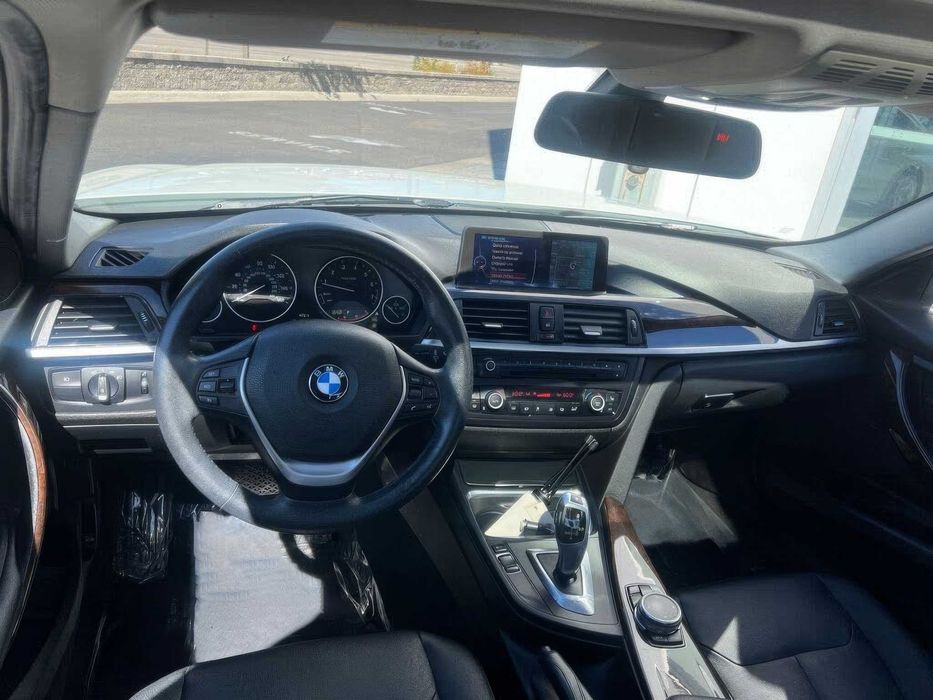 BMW 3 Series 328i xDrive      2015